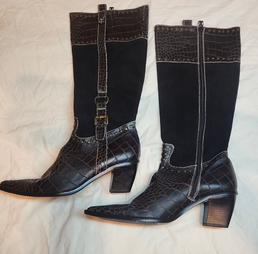 Womens Jorge & Juan Made in Spain Black Leather knee high boots pointed toe